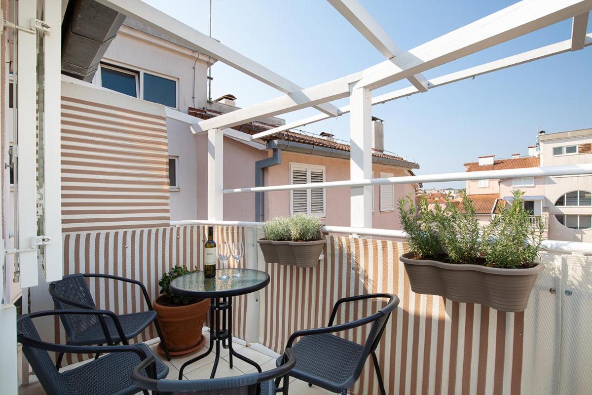 Apartment Aston Pula Dış mekan fotoğraf