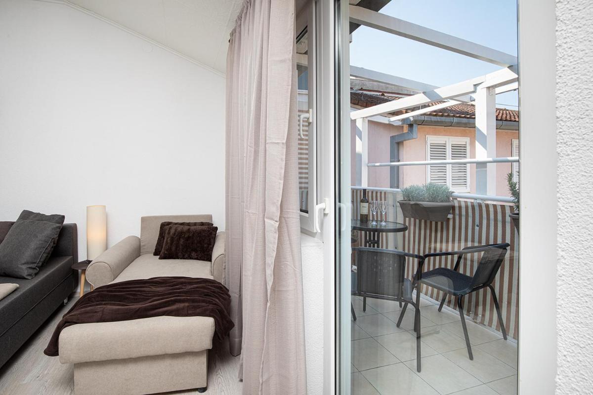 Apartment Aston Pula Dış mekan fotoğraf