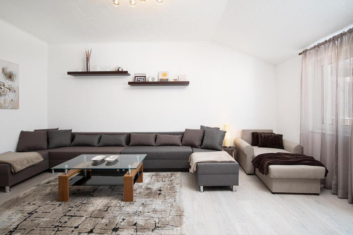 Apartment Aston Pula Dış mekan fotoğraf